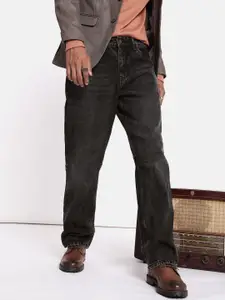 The Roadster Lifestyle Co. Men Straight Fit Pure Cotton Light Fade Jeans