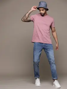 The Roadster Lifestyle Co. Men Slim Fit Light Fade Stretchable Jeans