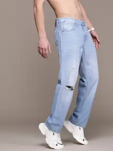 The Roadster Lifestyle Co. Men Pure Cotton Straight Fit Mildly Distressed Light Fade Jeans