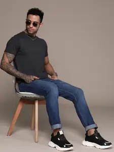 The Roadster Lifestyle Co. Men Slim Fit Light Fade Stretchable Jeans