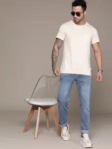 The Roadster Lifestyle Co. Men Slim Fit Jeans