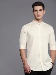 Louis Philippe Sport Solid Slim Fit Pure Cotton Casual Shirt