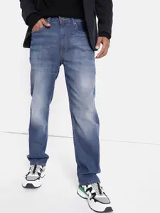 The Roadster Life Co. Men Regular Fit Heavy Fade Stretchable Jeans