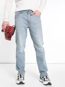 The Roadster Life Co.  Men Regular Fit Heavy Fade Stretchable Jeans