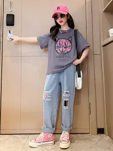 StyleCast Girls Grey Printed Pure Cotton T-shirt With Jeans