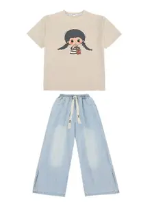 StyleCast Girls Beige Printed Pure Cotton T-shirt With Trousers