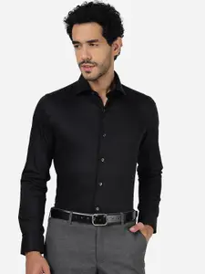 WYRE Slim Fit Cutaway Collar Pure Cotton Formal Shirt
