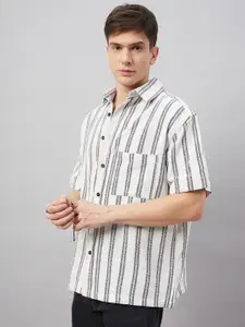 CHIMPAAANZEE Oversized Vertical Striped Spread Collar Casual Shirt