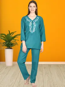 Noty Embroidered Fleece Night suit