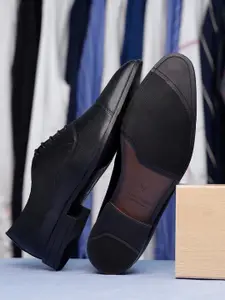 LOUIS STITCH 
Men Jet Black Formal Lace Up Derby Shoes