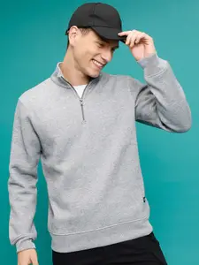 HIGHLANDER Mock Collar Sweatshirt