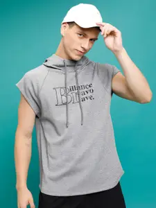 HIGHLANDER Typography Printed Hooded Sweatshirt