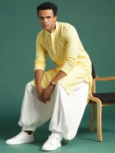 Sangria Geometric Embroidered Chikankari Kurta