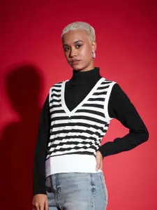 SASSAFRAS Black Striped V-Neck Cotton Pullover
