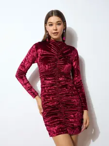 SASSAFRAS Round Neck Ruched Velvet Bodycon Dress