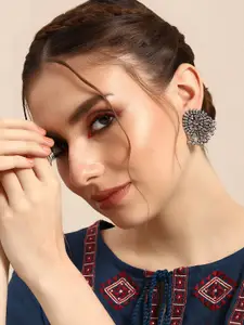 Sangria Silver-Toned Contemporary Studs Earrings