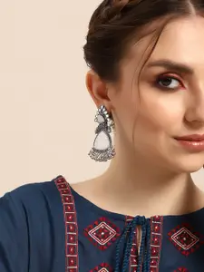 Sangria Silver-Toned & White Geometric Drop Earrings