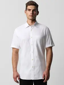 Van Heusen Sport Slim Fit Spread Collar Pure Cotton Casual Shirt
