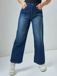 Bewakoof Women Baggy Wide Leg High-Rise Light Fade Clean Look Cotton Jeans