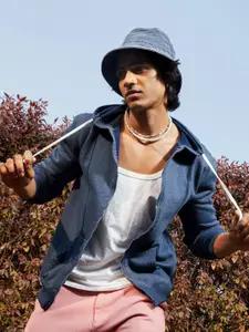 Campus Sutra Hooded Cotton Sweatshirt