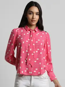 Allen Solly Woman Abstract Printed Casual Shirt