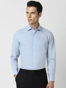 Van Heusen Spread Collar Formal Shirt