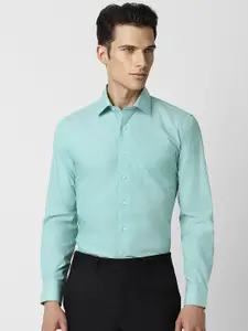 Van Heusen Slim Fit Spread Collar Pure Cotton Formal Shirt