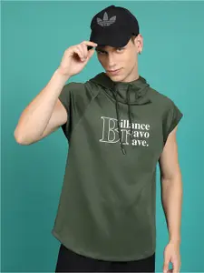 HIGHLANDER Typography Printed Hooded Sweatshirt