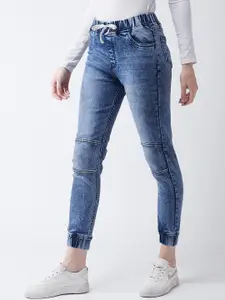 DressBerry Women Blue Relaxed Fit Light Fade Cropped Stretchable Joggers Jeans