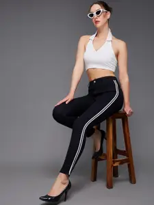 DressBerry Women's Slim-Fit Mid-Rise Regular-Length Stretchable Denim Jeans