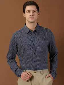 INVICTUS Original Slim Fit Micro Ditsy Printed Knitted Formal Shirt