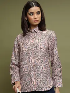 Vishudh Pink Ethnic Motifs Printed Casual Shirt