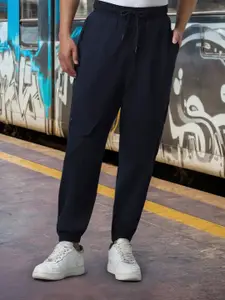 Bewakoof Air 1.0 Men Oversized Cargo Joggers