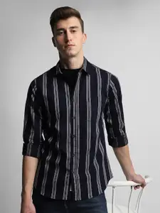 Dennis Lingo Classic Slim Fit Striped Pure Cotton Casual Shirt