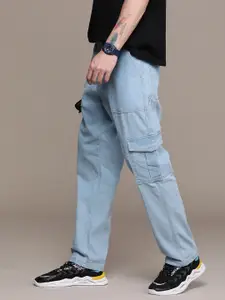 WROGN Men Cargo Fit Mid-Rise Stretchable Jeans