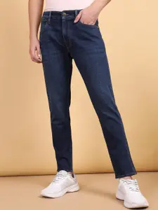Wrangler Men Bostin Slim Fit Mid Rise Light Fade Stretchable Jeans