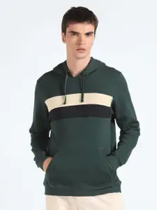 Flying Machine Colourblocked Hooded Cotton Sweatshirt