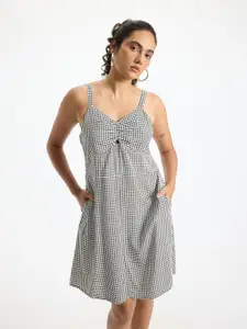 Virgio Checked Sleeveless A-line Dress