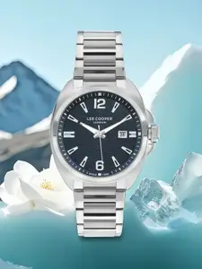 Lee Cooper Men Textured Dial & Stainless Steel Straps Analogue Watch LC07839.390