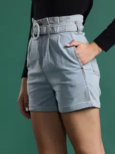 DressBerry Women Slim Fit Belted Denim Shorts
