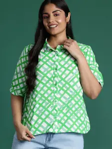 DressBerry Plus Size Opaque Abstract Printed Casual Shirt