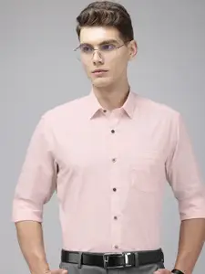 Arrow Pure Cotton Manhattan Slim Fit Opaque Formal Shirt