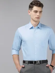 Arrow Pure Cotton Manhattan Slim Fit Geometric Printed Formal Shirt