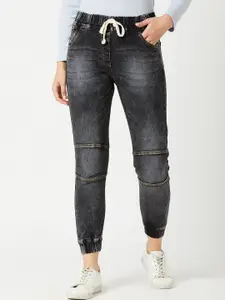 DressBerry Women Black Relaxed Fit Stretchable Jeans