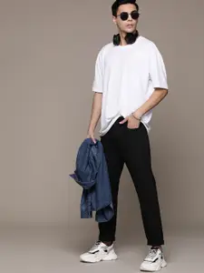 Roadster Men Relaxed Fit Stretchable Jeans