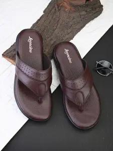 LEONCINO Men Perforated Leather Comfort Sandals