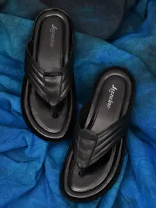 LEONCINO Men Textured Leather Comfort Sandals