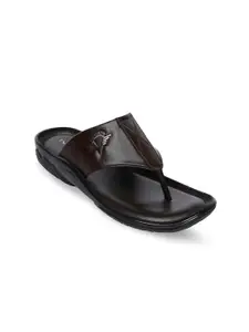 IVRAH Men Textured Comfort Sandals