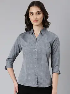 SHOWOFF Polka Dot Printed Slim Fit Opaque Cotton Casual Shirt
