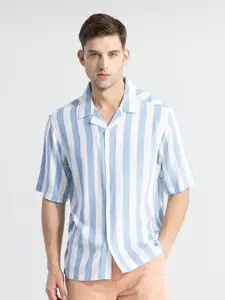 Snitch Classic Oversized Blue & White Vertical Striped Cuban Collar Casual Shirt